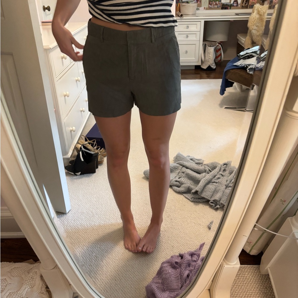 Theory Women's Gray Shorts